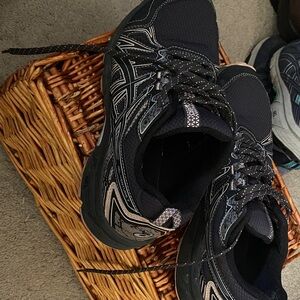 ASICS Black Athletic Running Sneakers - Reflective Accents